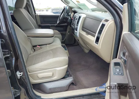 2010 Dodge Ram 2500 z USA, uszkodzony, nr VIN 3D7TT2HT3AG146135